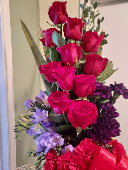 Sympathy Sprays, Crosses and Wreath Service Flowers