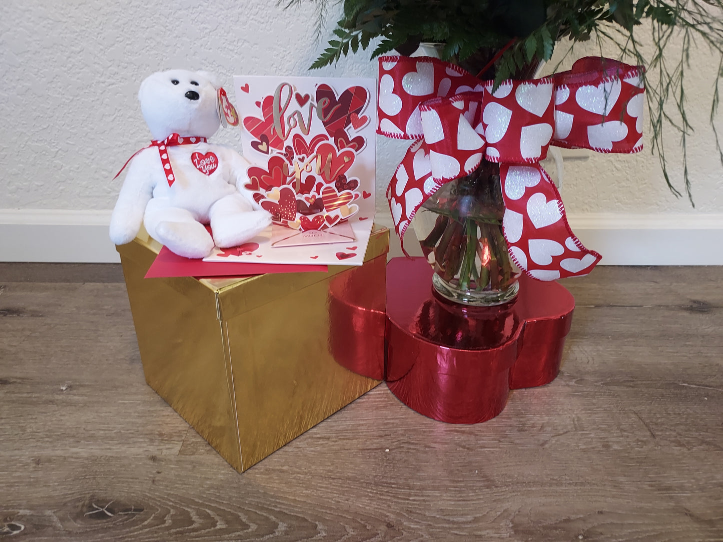 Valentine Sweetheart  Roses in a Vase with Beanie Babies & Pop-up Card
